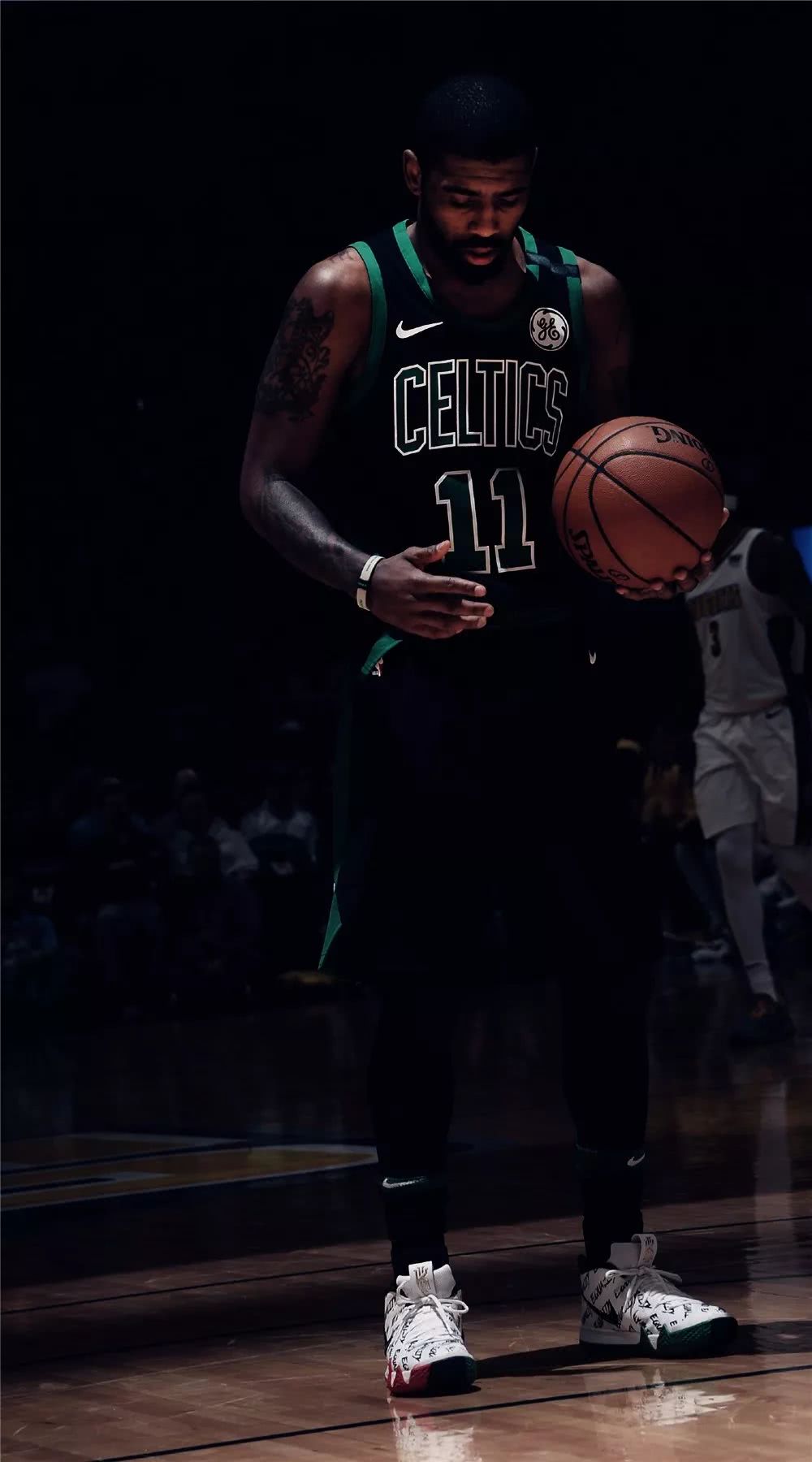 他总能在对 他总能在对