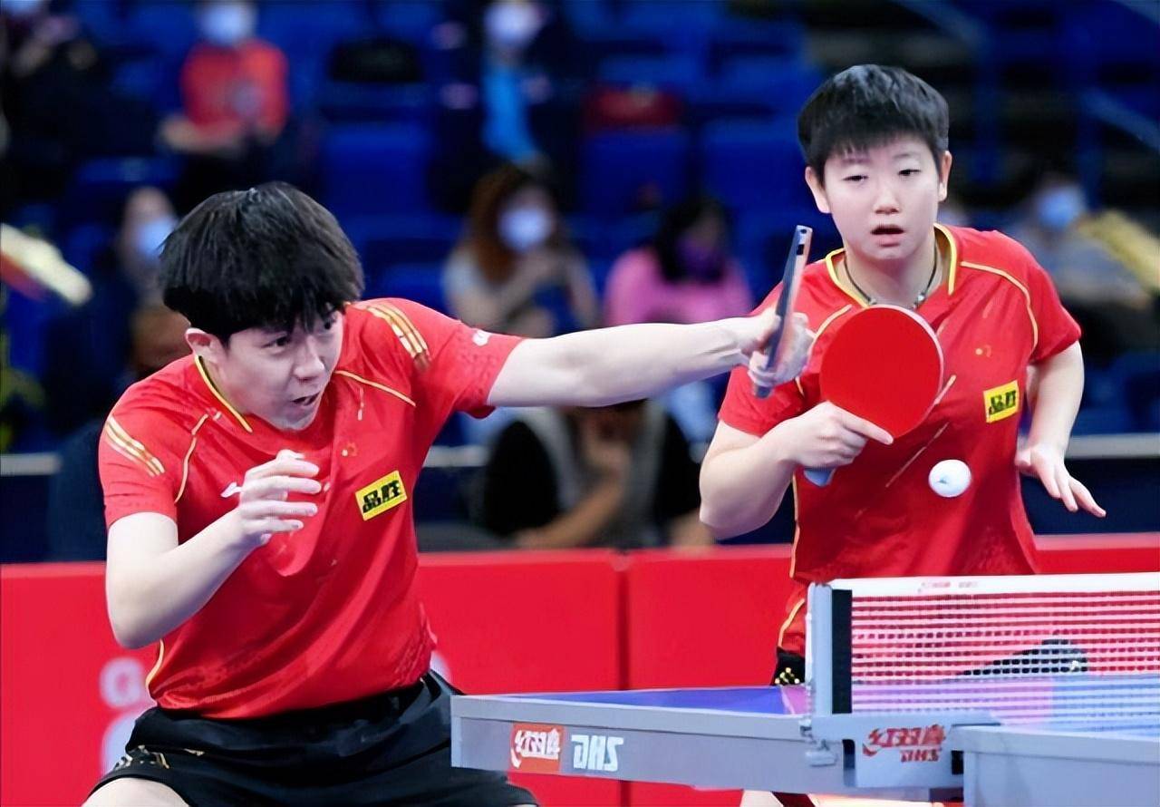 两颗球几乎 两颗球几乎