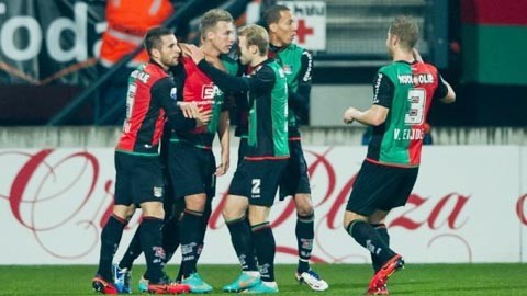 固定在一个 固定在一个